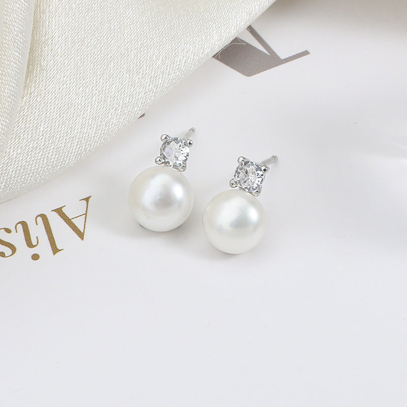 Classic Freshwater Pearl Stud Earrings